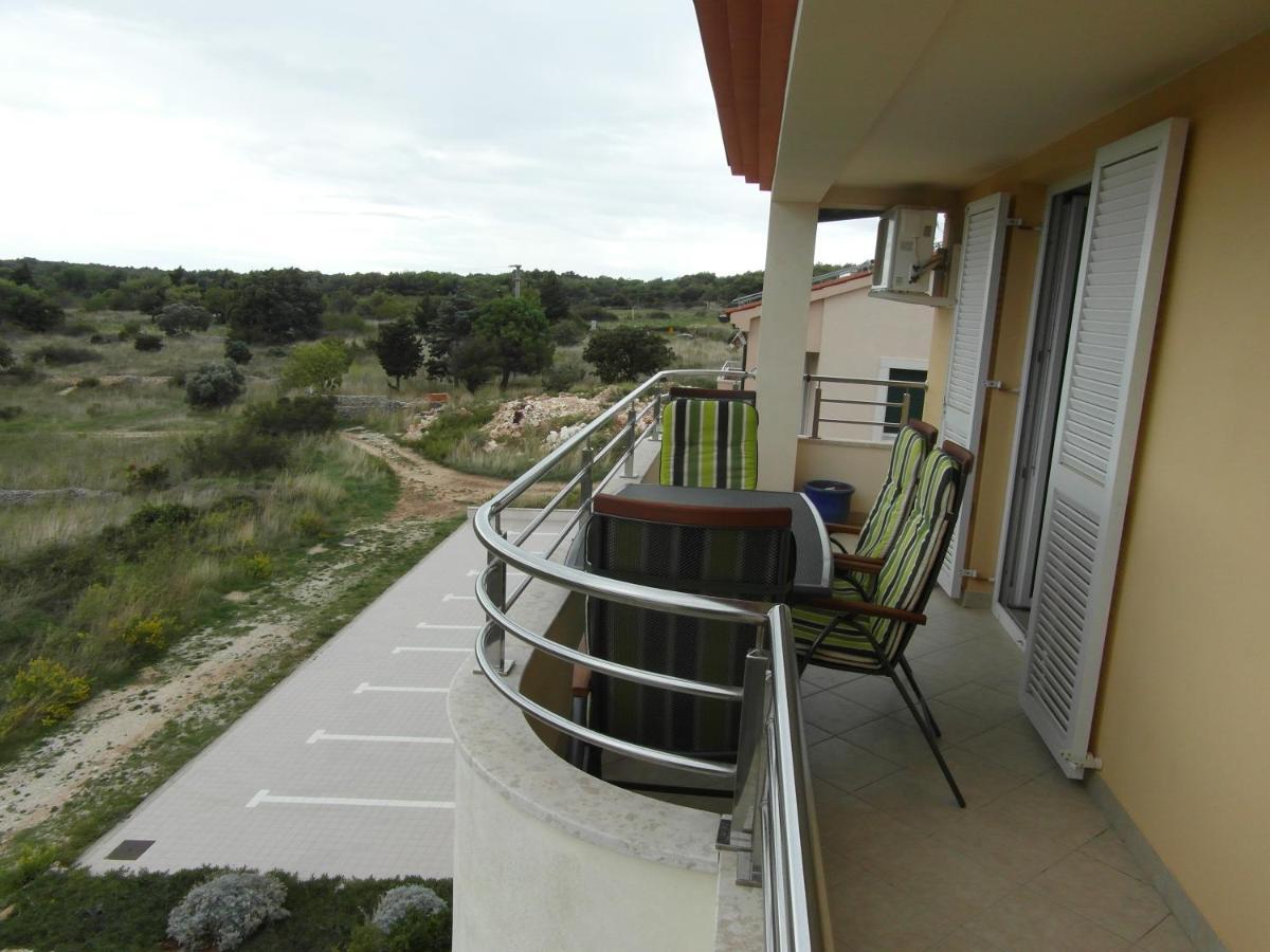 Bentley - Sea-View - 2 Bedroom Apartment Премантура Екстериор снимка