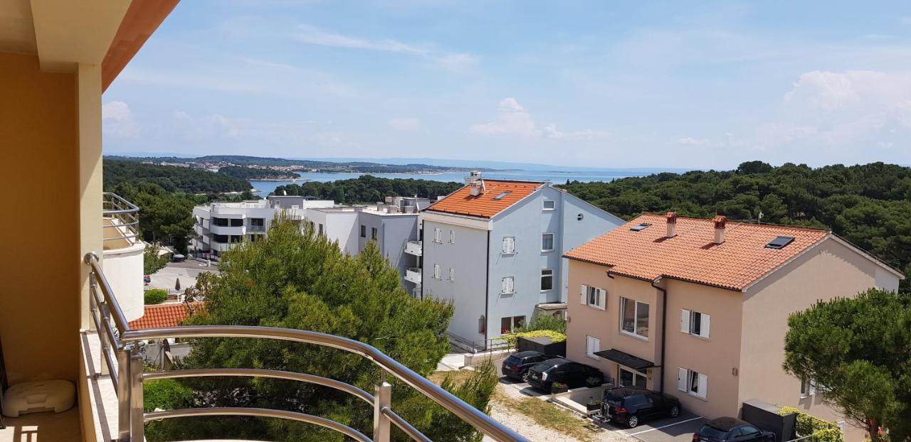 Bentley - Sea-View - 2 Bedroom Apartment Премантура Екстериор снимка